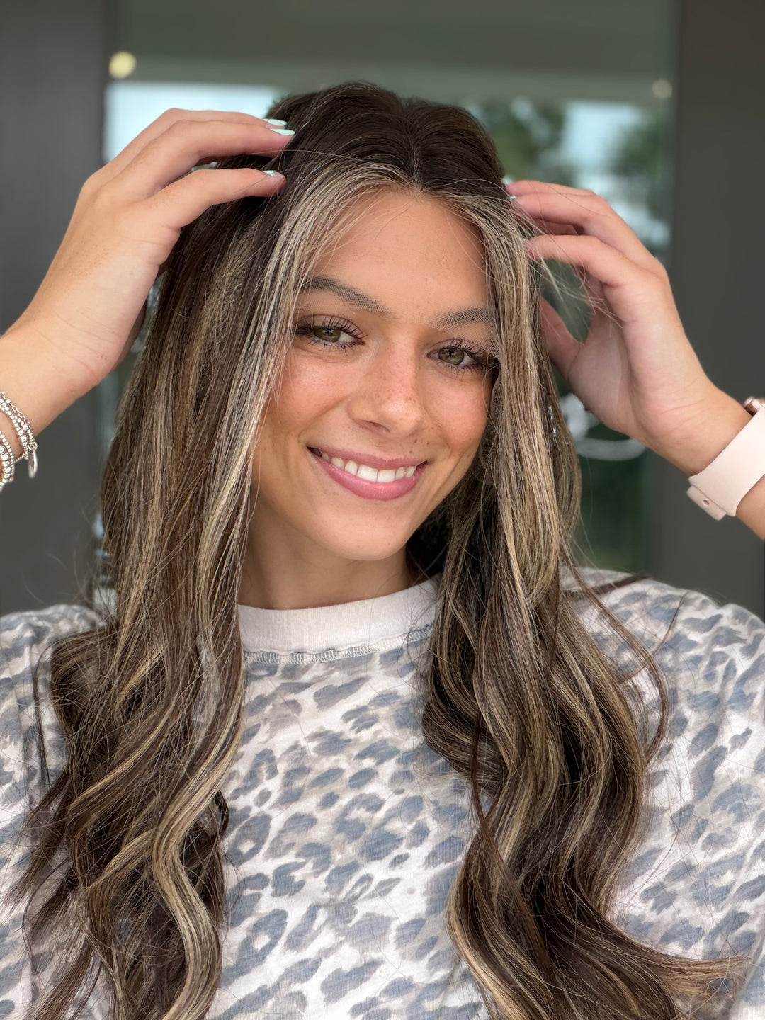 Stella (M) 22” Lace Top Wig