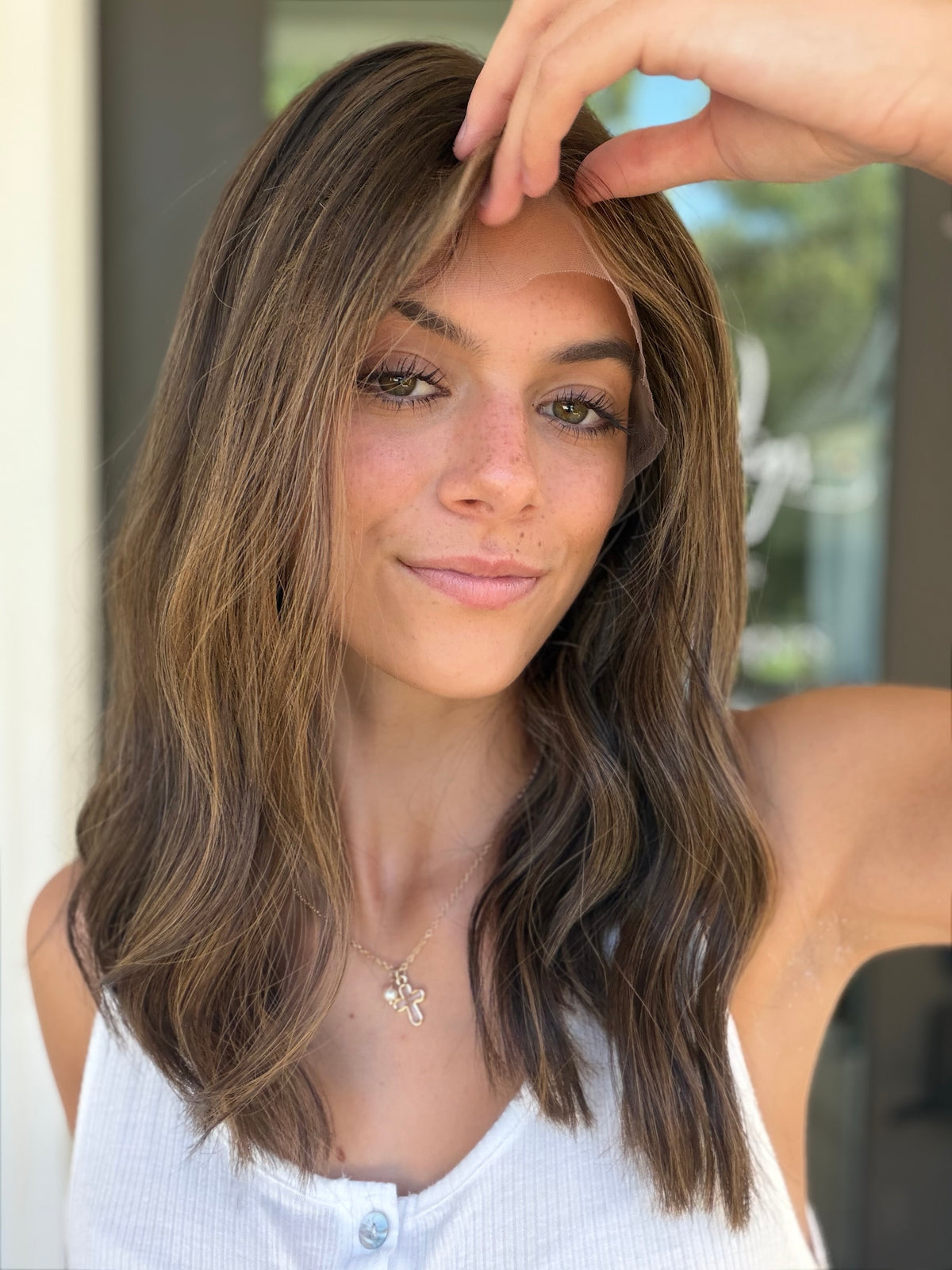 <b>Lisa</b><br> <m>Signature Mongolian Collection</I> <br> 16” Lace Top Wig