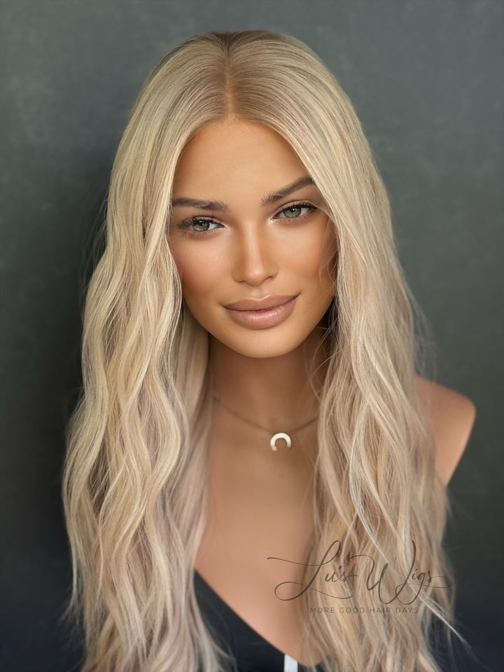 “Demi” [S] 22” Lace Top Wig