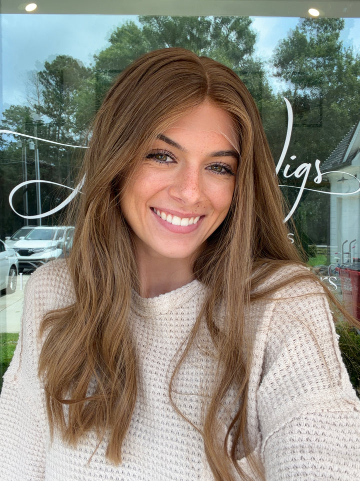 “Autumn” [M] 18” Lace top wig