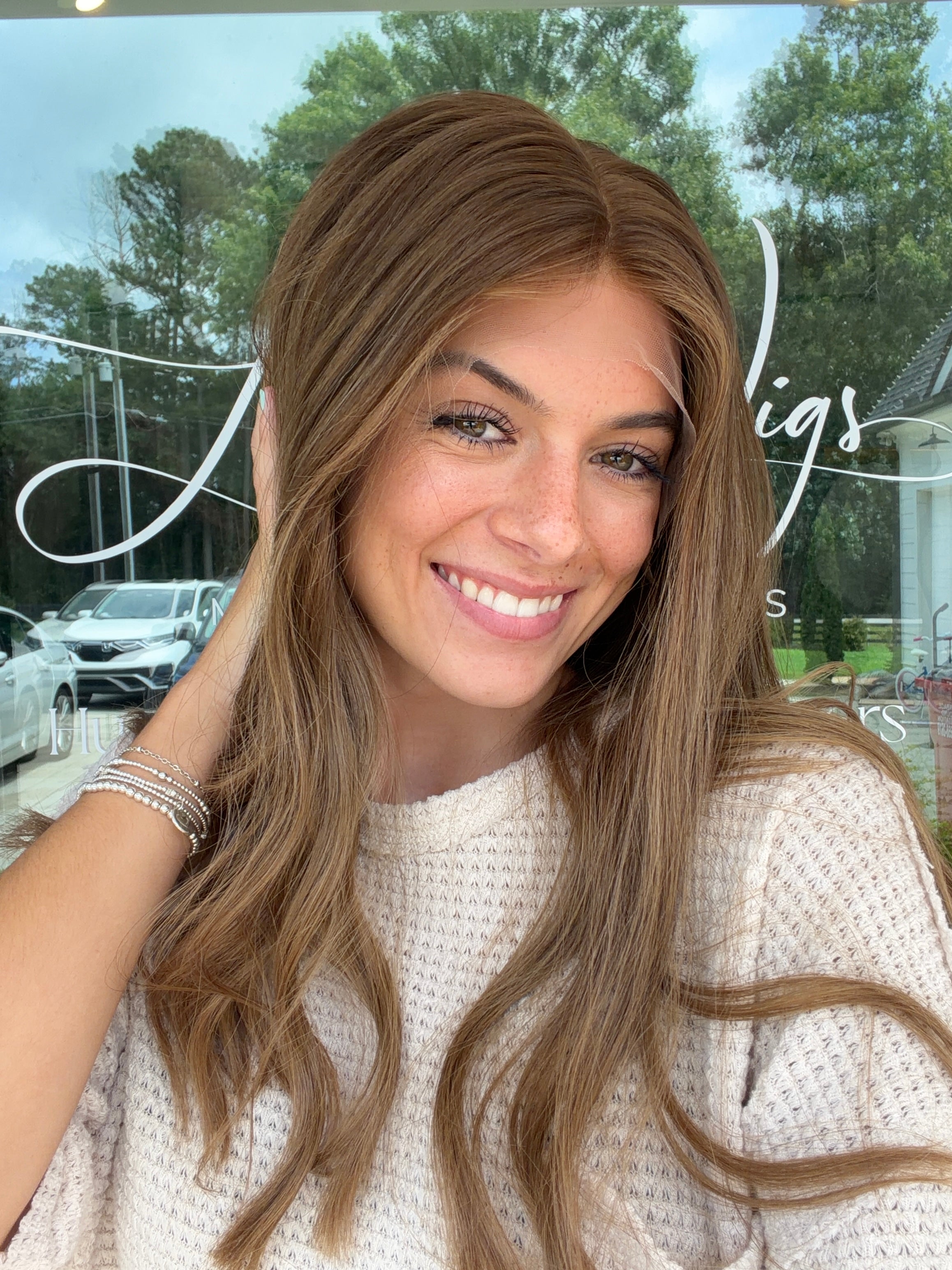 <b>Autumn</b><br> <I>Signature Mongolian Collection</I> <br> 18” Lace Top Wig