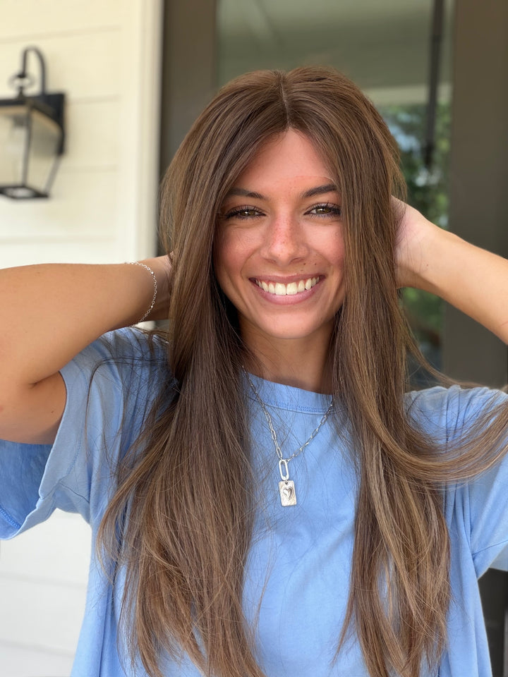 Beverly (M) 24” Lace Top Wig