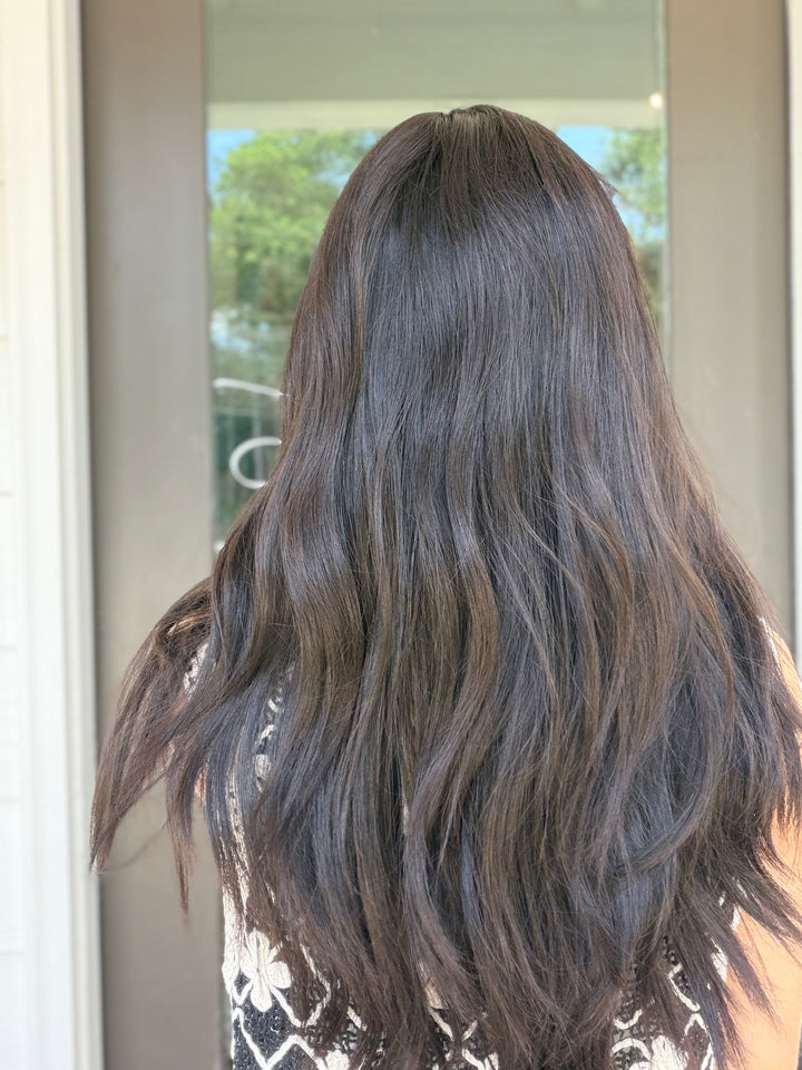 “Jordyn” [m] 22” Lace top wig