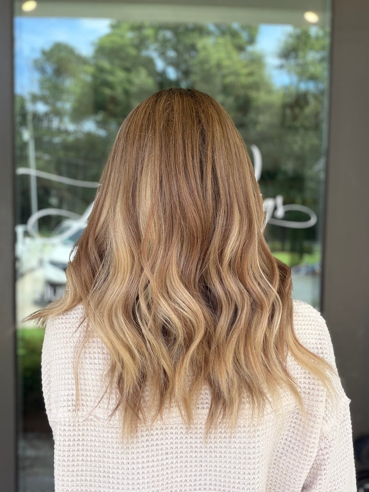 “B3012” (M) 18” Lace Top Wig