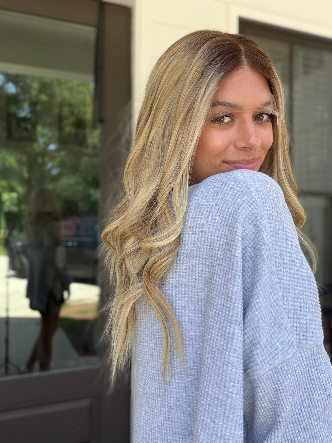 “B3014” (XS) 20” Lace Top Wig