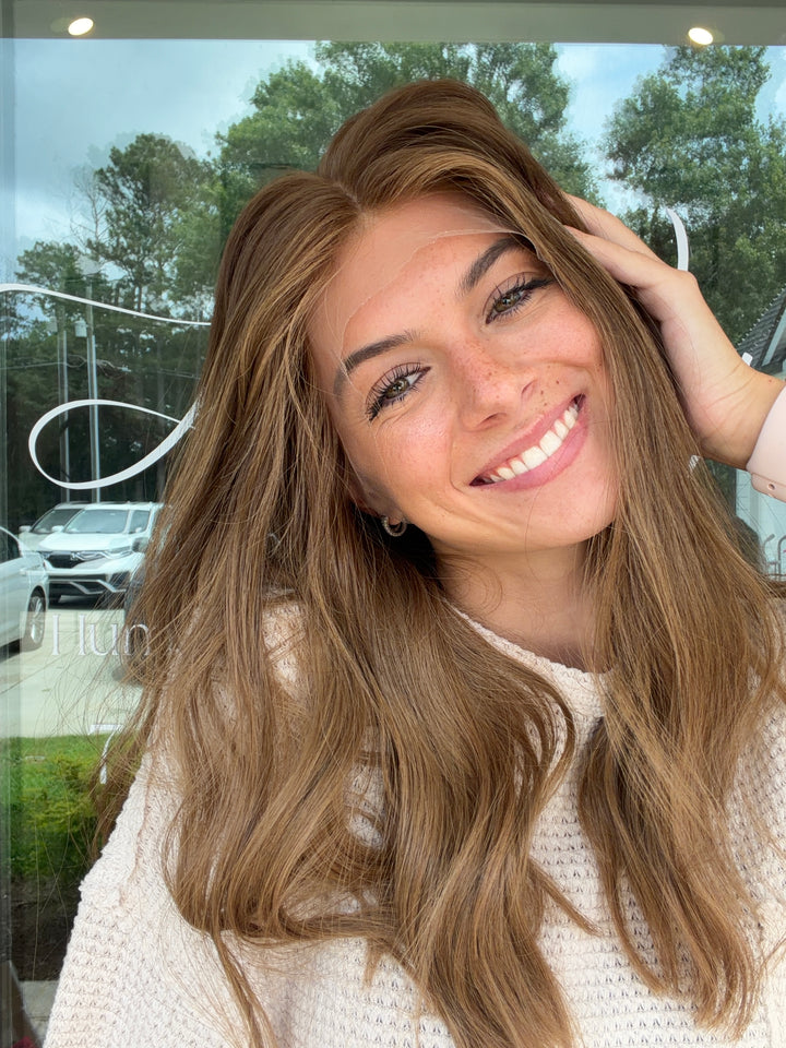 “Autumn” [M] 18” Lace top wig