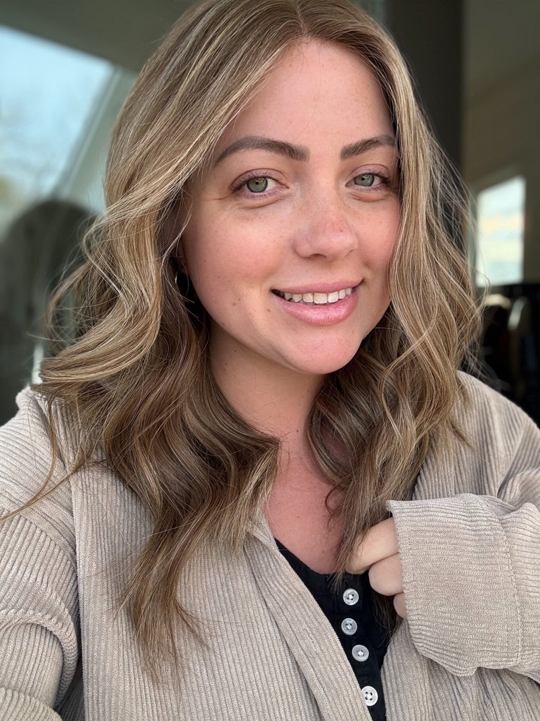 Addie [M] 18” Lace Top Wig