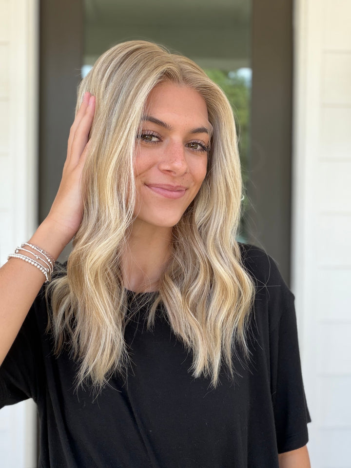 Anniston (XS) 18” Lace Top Wig