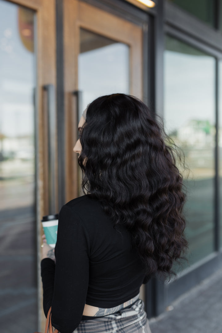 “Wavy Halle” Everyday Headband Wig [M] 22”