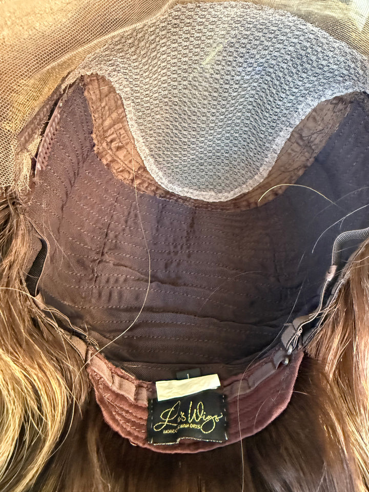 “3B2820” [L] 16” Lace Top Wig