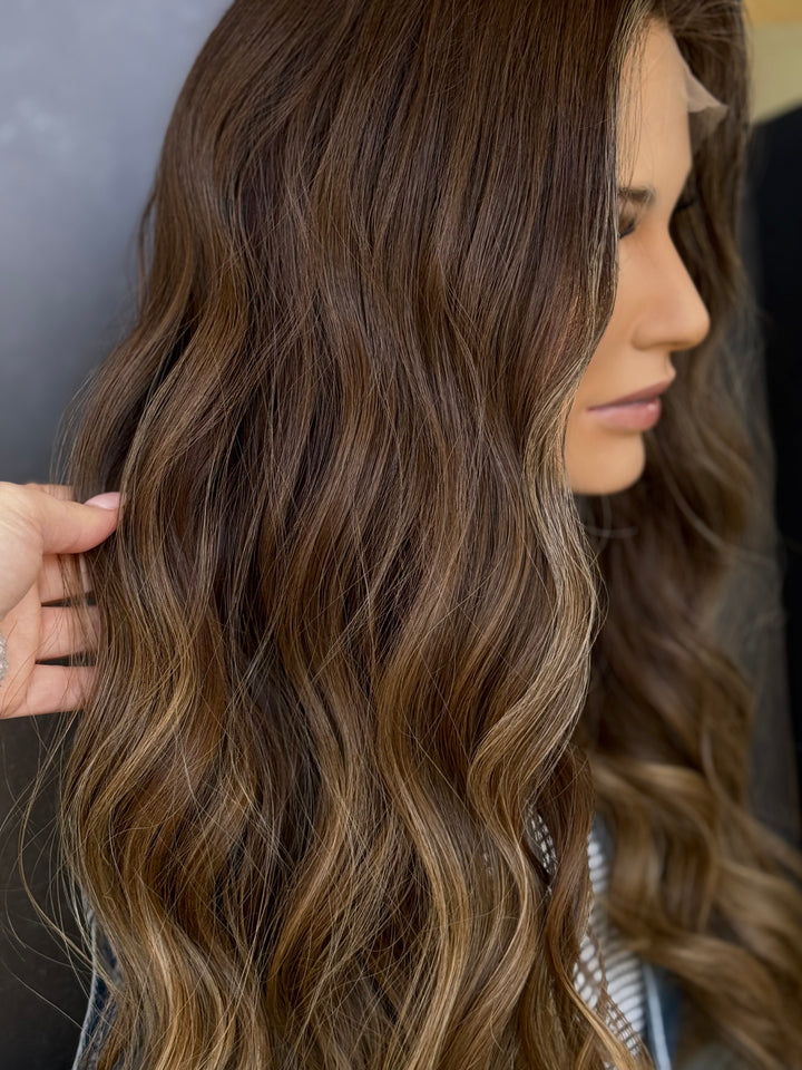 El [M] 24” Lace Top Wig