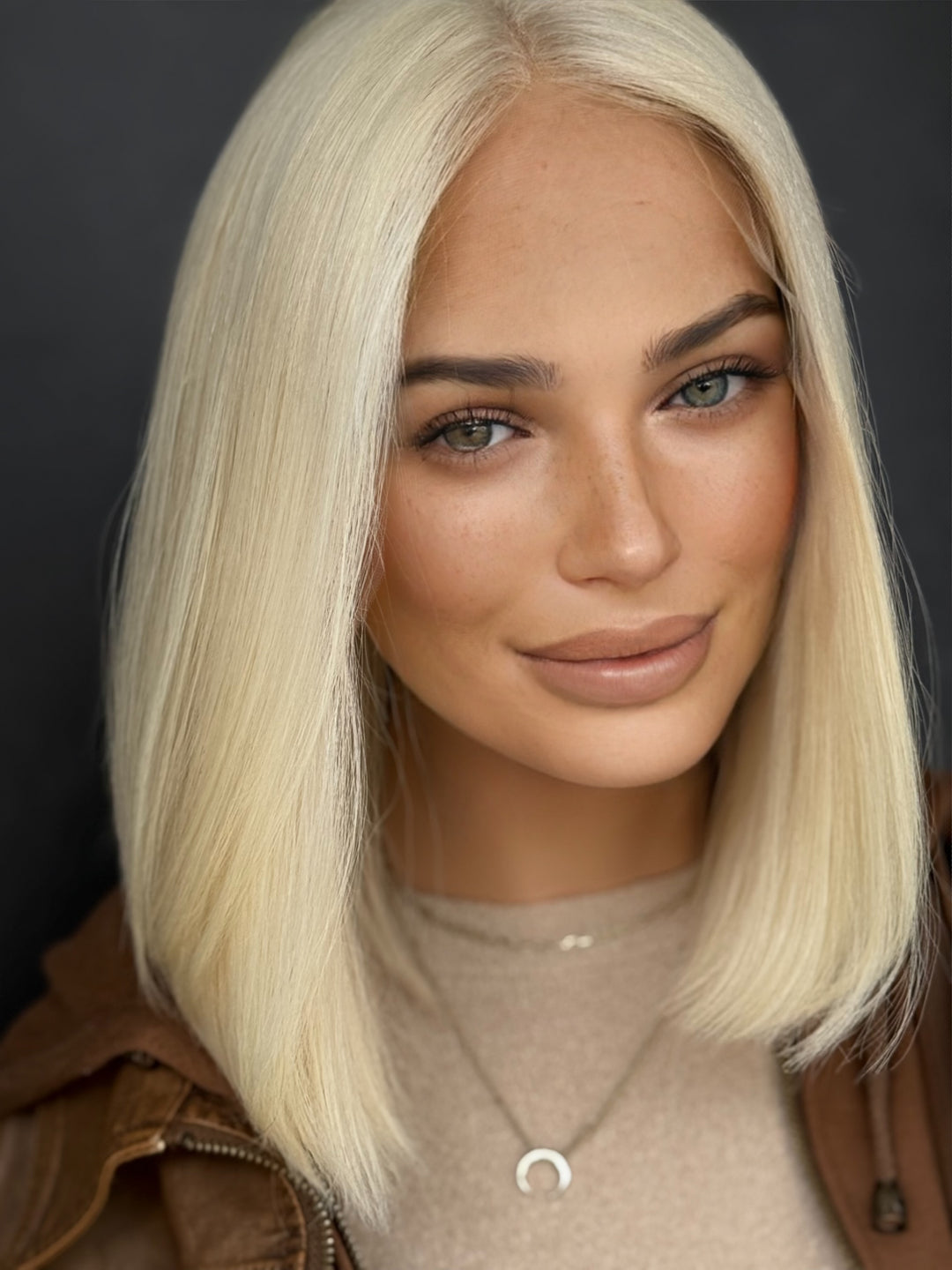 “Kim” [M] 12” Lace Top Wig