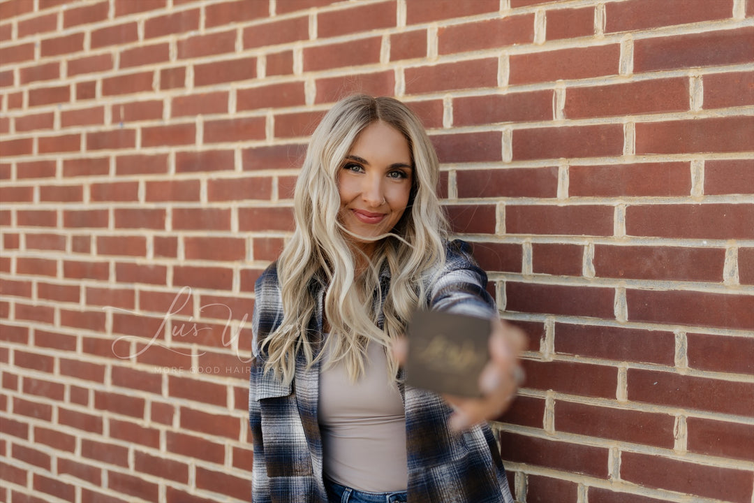 “Esme” [M] 20” Glam Lace Top Wig