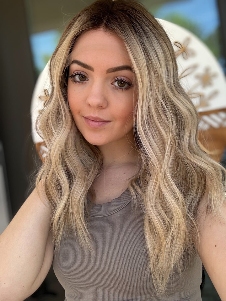 “B2689” [S] 18” Lace Top Wig