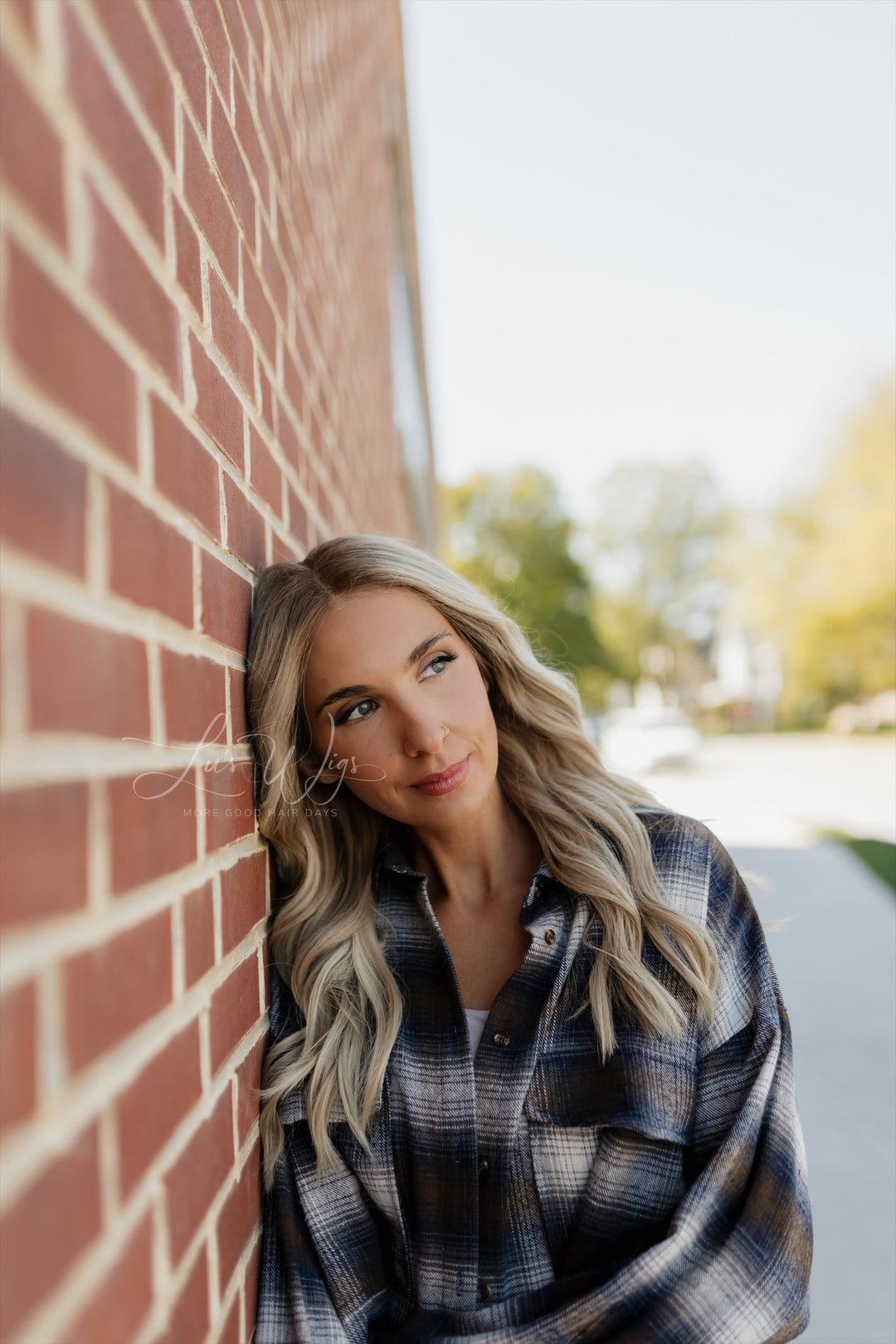 “Esme” [M] 20” Glam Lace Top Wig