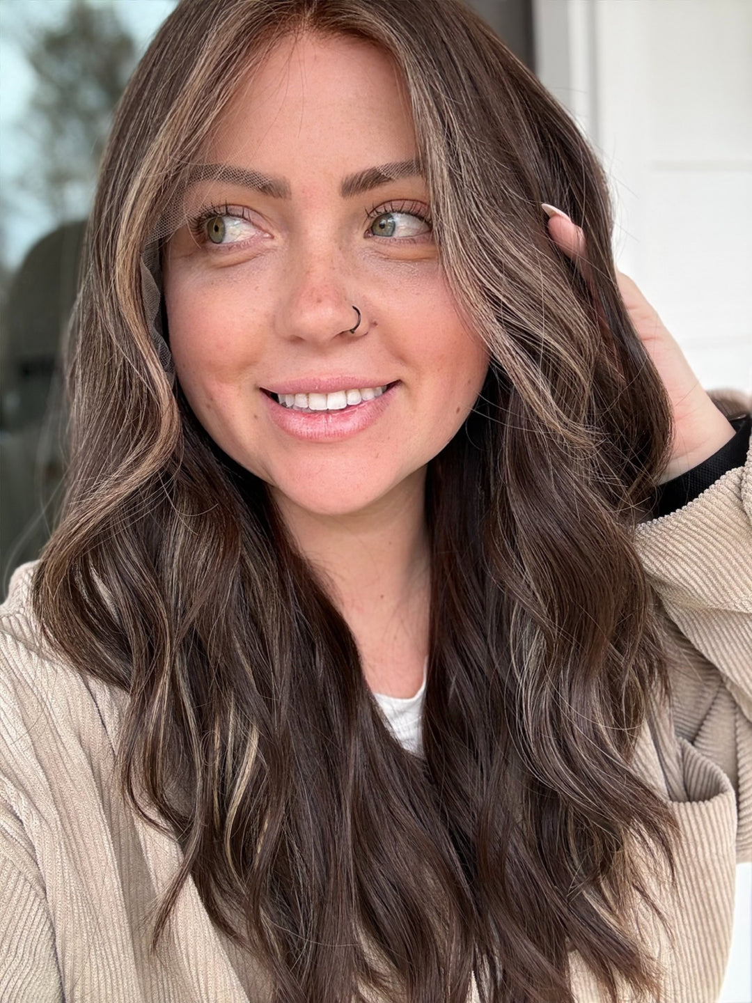 3B2897 22" [M] Lace Top Wig