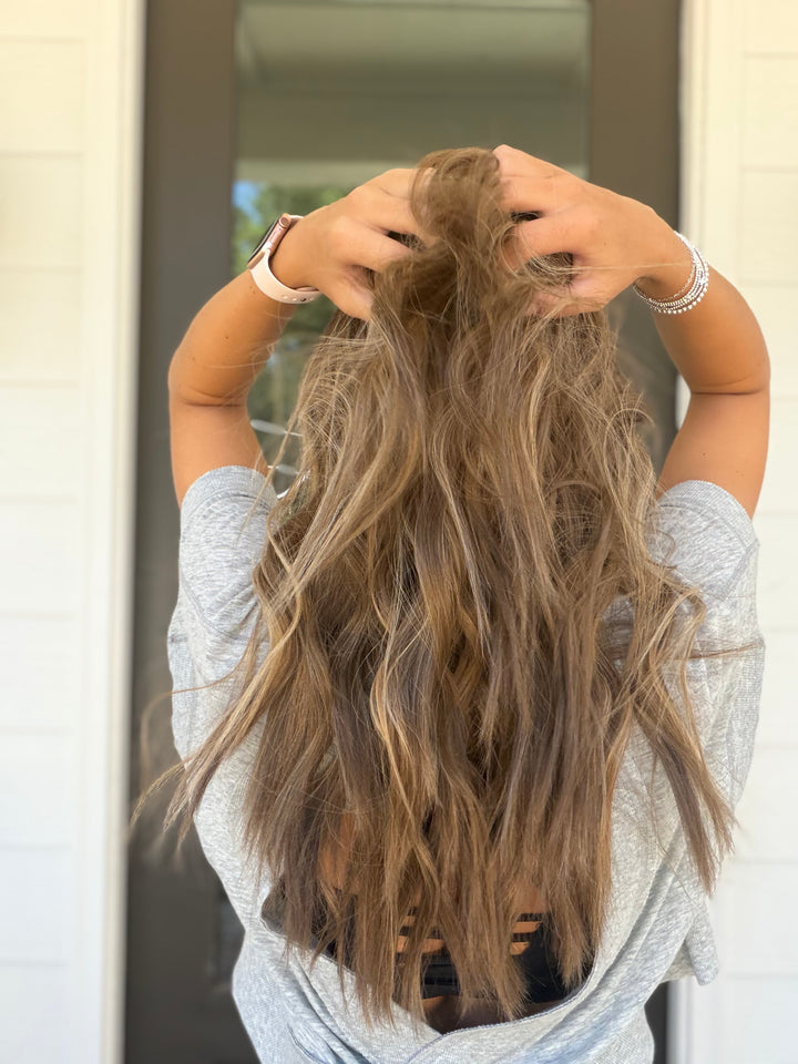 Raya (XS) 22” Lace Top Wig