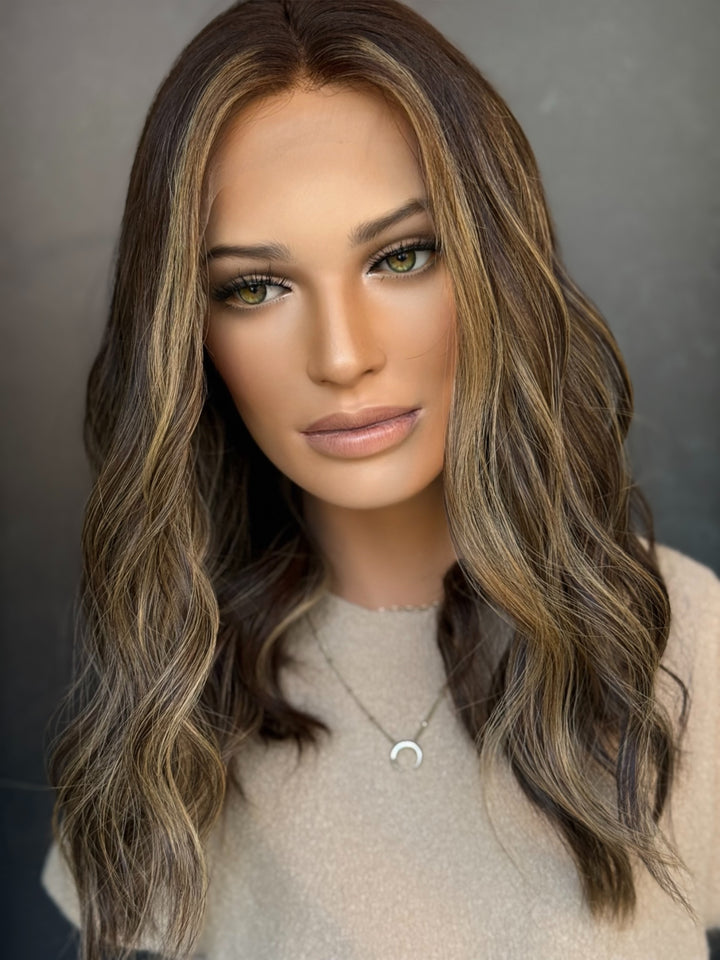 “3B2820” [L] 16” Lace Top Wig