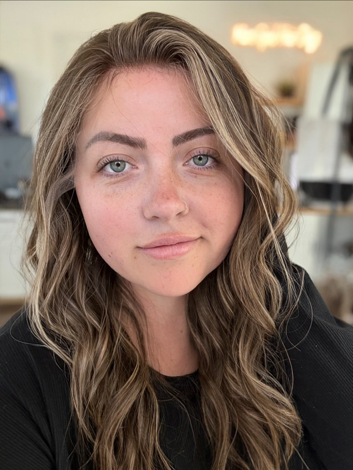 “Peyton” 22” [10x10] Lace Top Topper