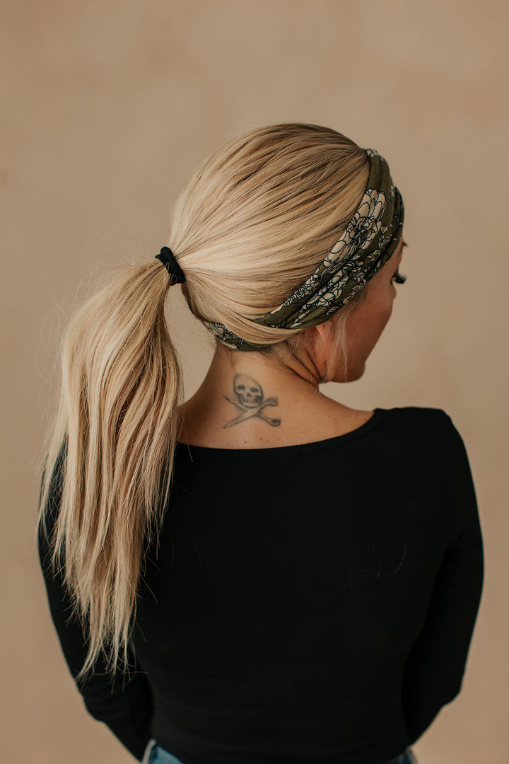 “Rachel” Everyday Headband Wig [M] 22”