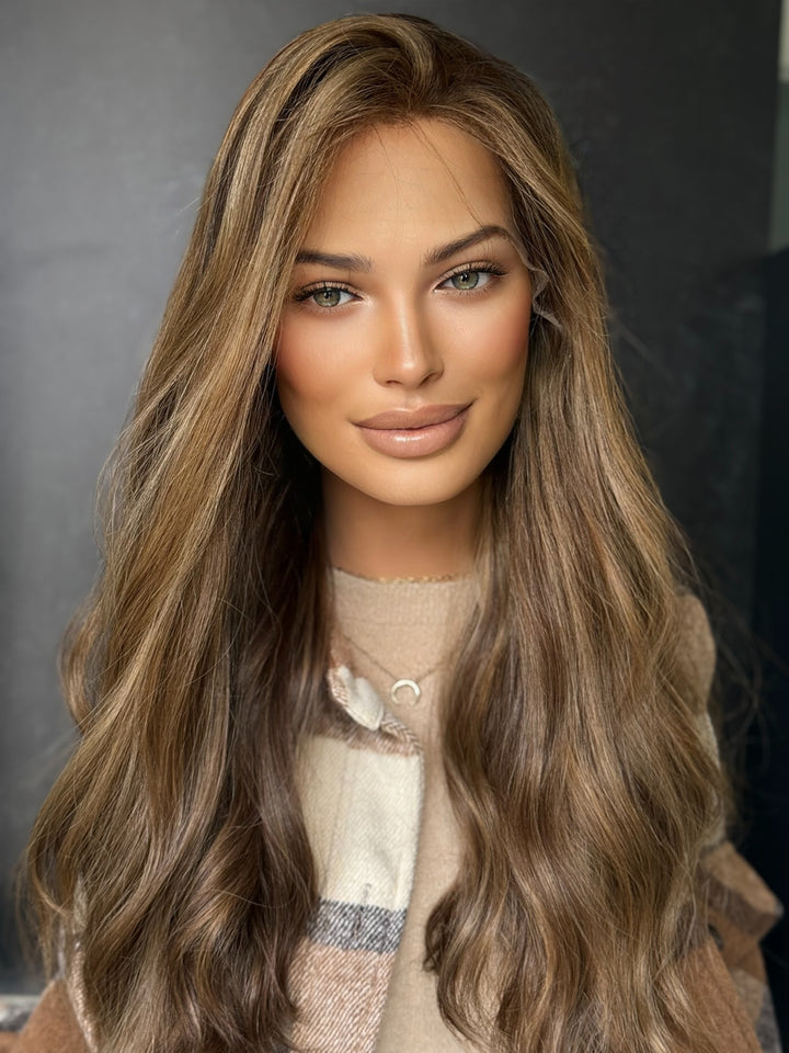 “Bronde” [S] 23” Euro lace top wig