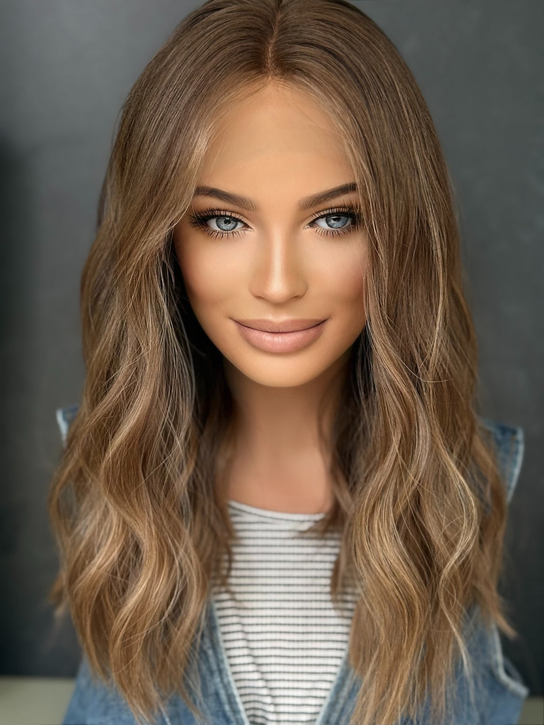 “Linda” [M] 18” Lace top wig