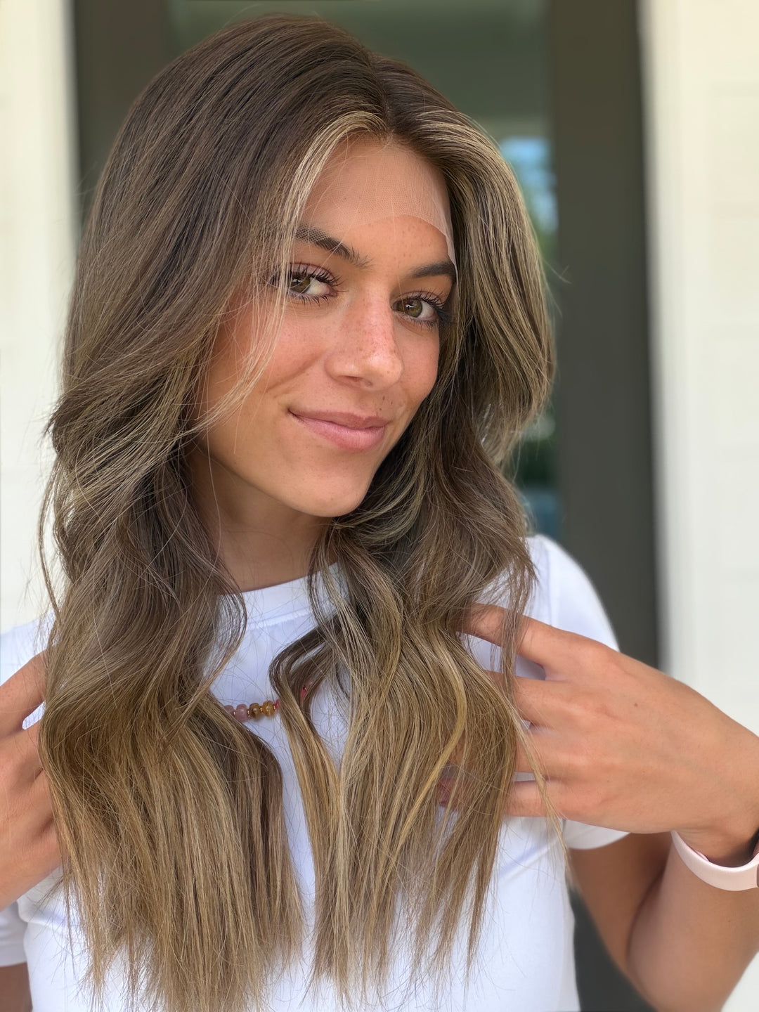 Ella Langley (M) 20” Lace Top Wig