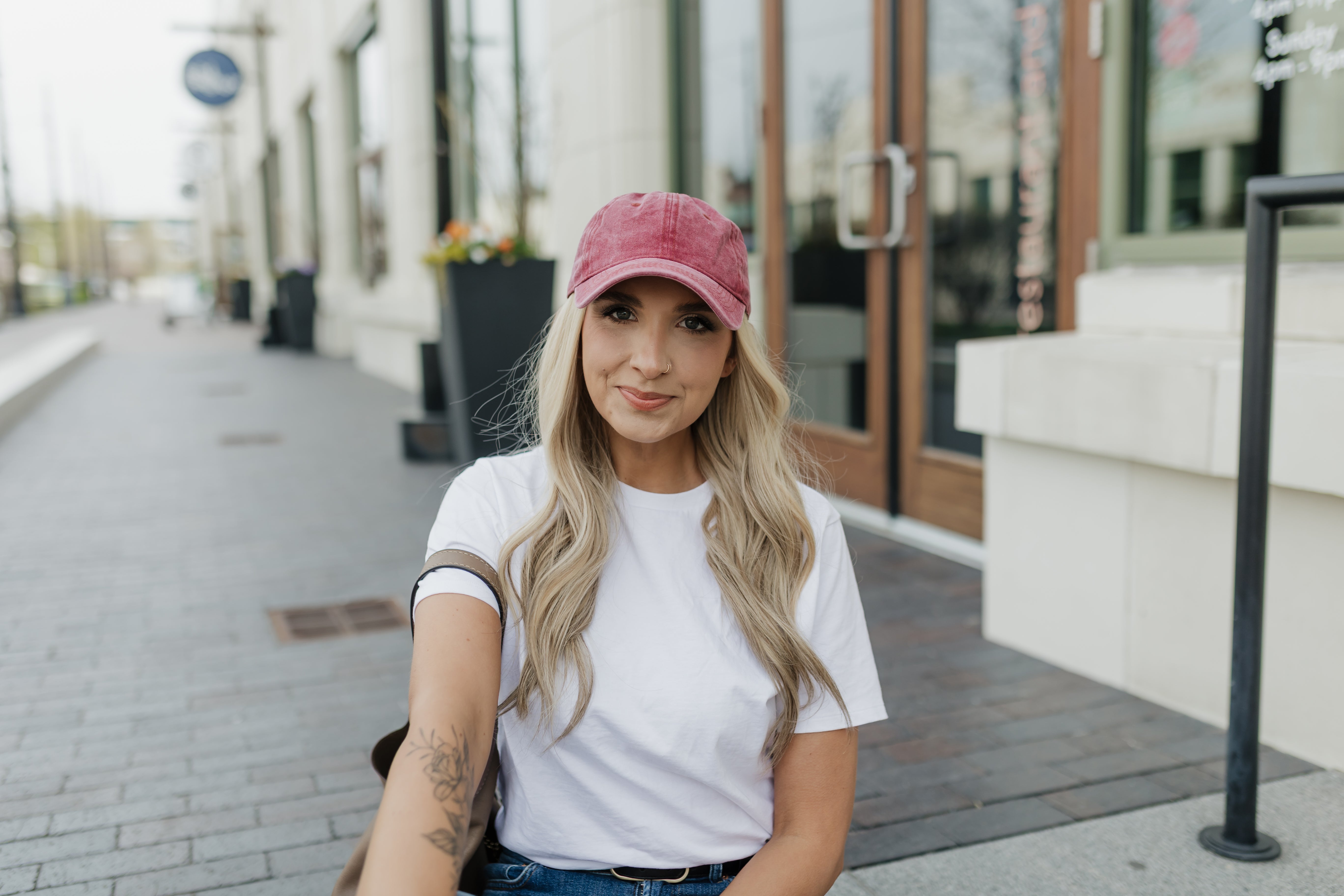 “Rachel” Everyday Hat Wig [M] 22”