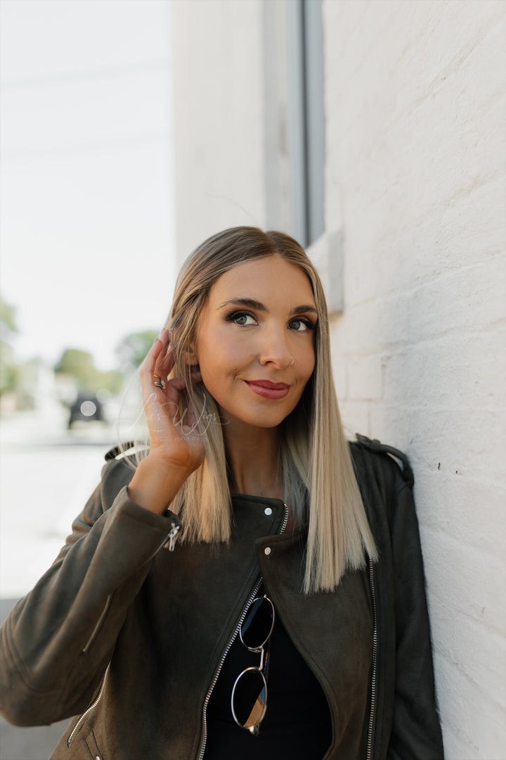 “Champagne Smoke” [XS] 16” Lace Top Wig