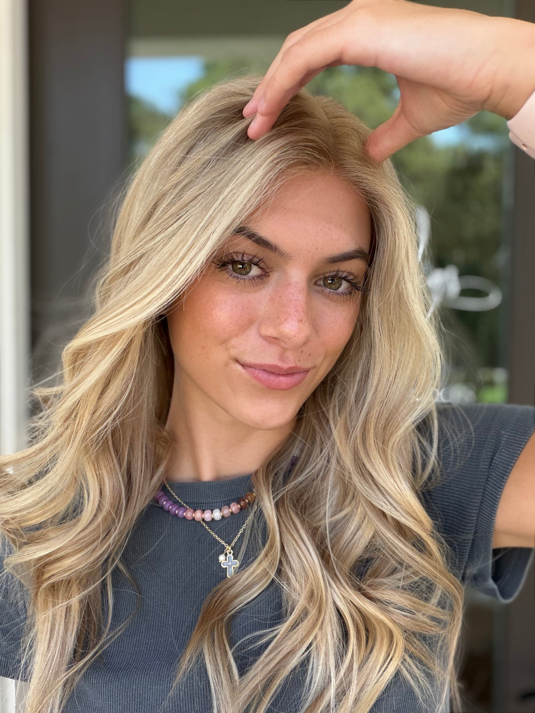 Anniston (XS) 22” Lace Top Wig