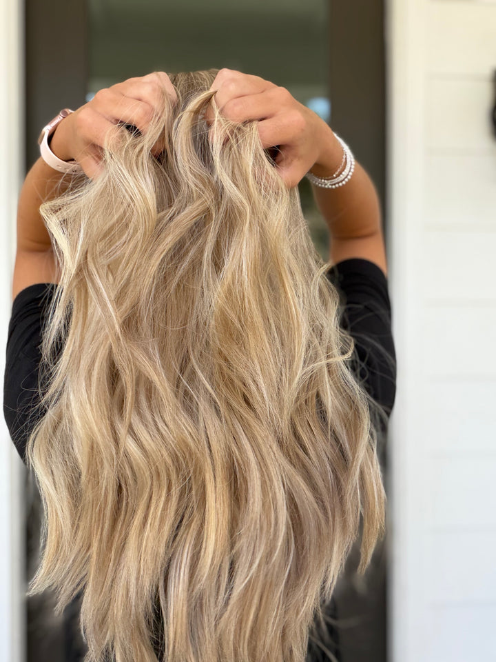 Anniston (S) 22” Lace Top Wig