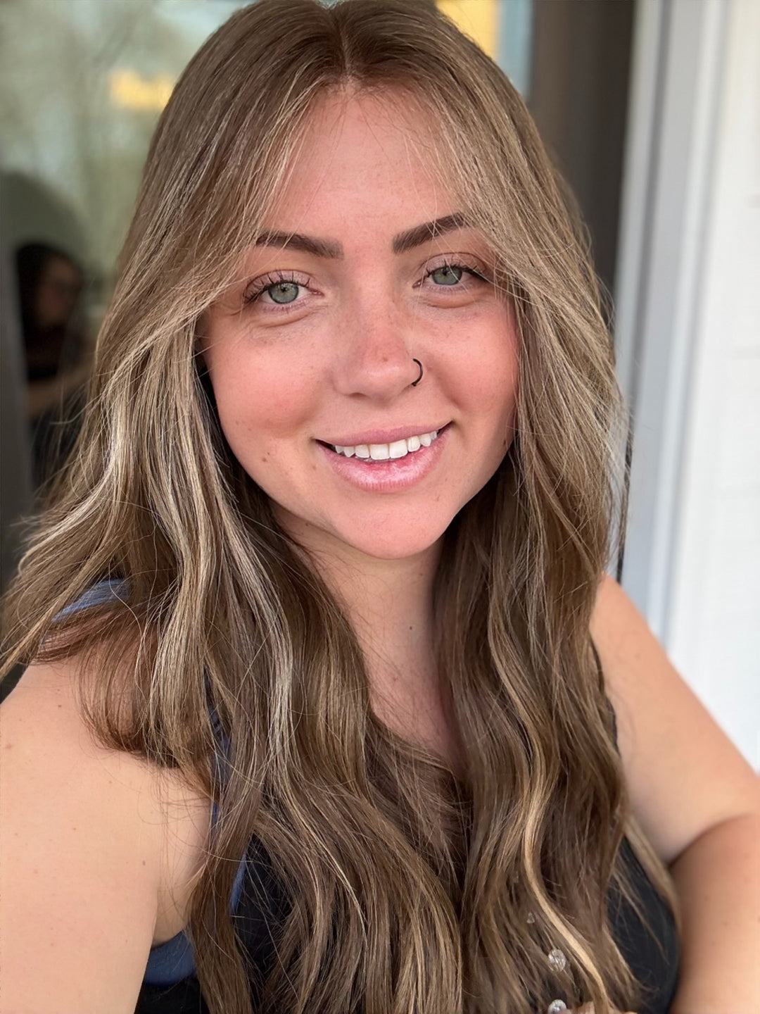 "Etta" [M] 22" Lace Top Wig