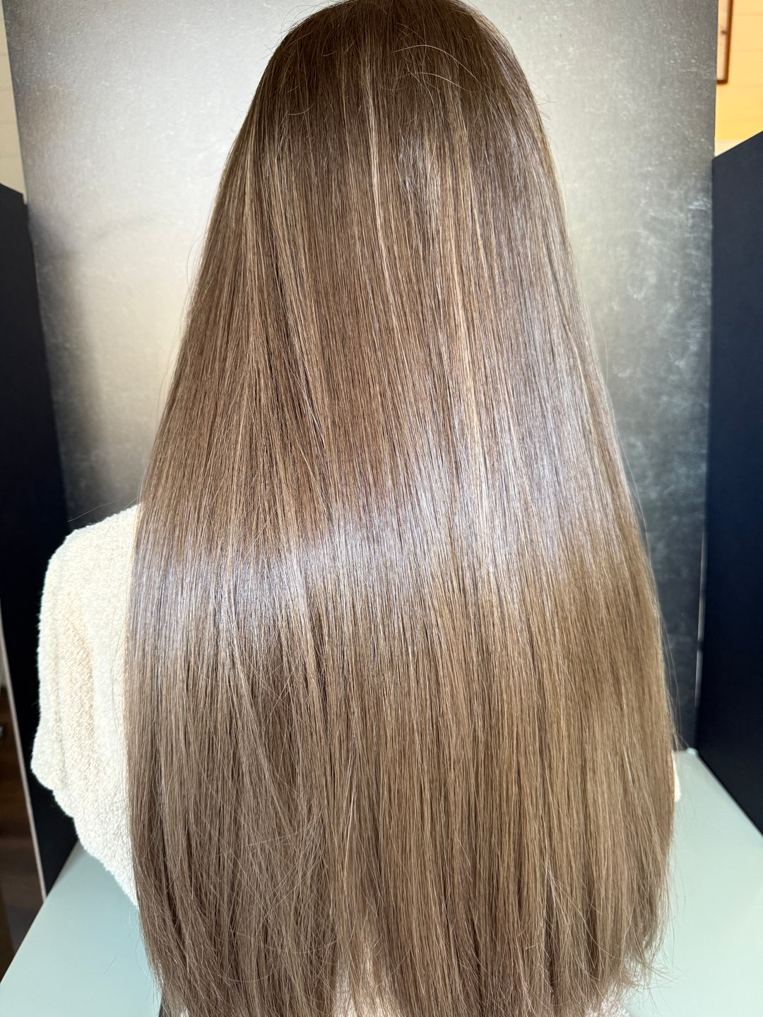 “Mocha Drift” [M] 23” Lace Top Wig