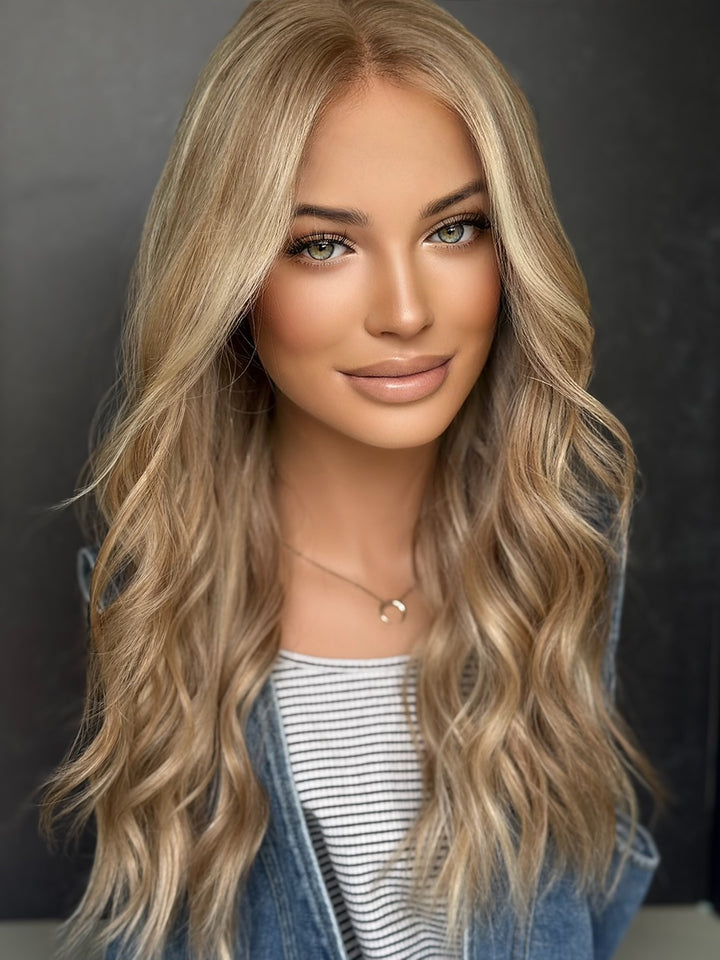 “Anniston” [10x10] 22” lace top topper