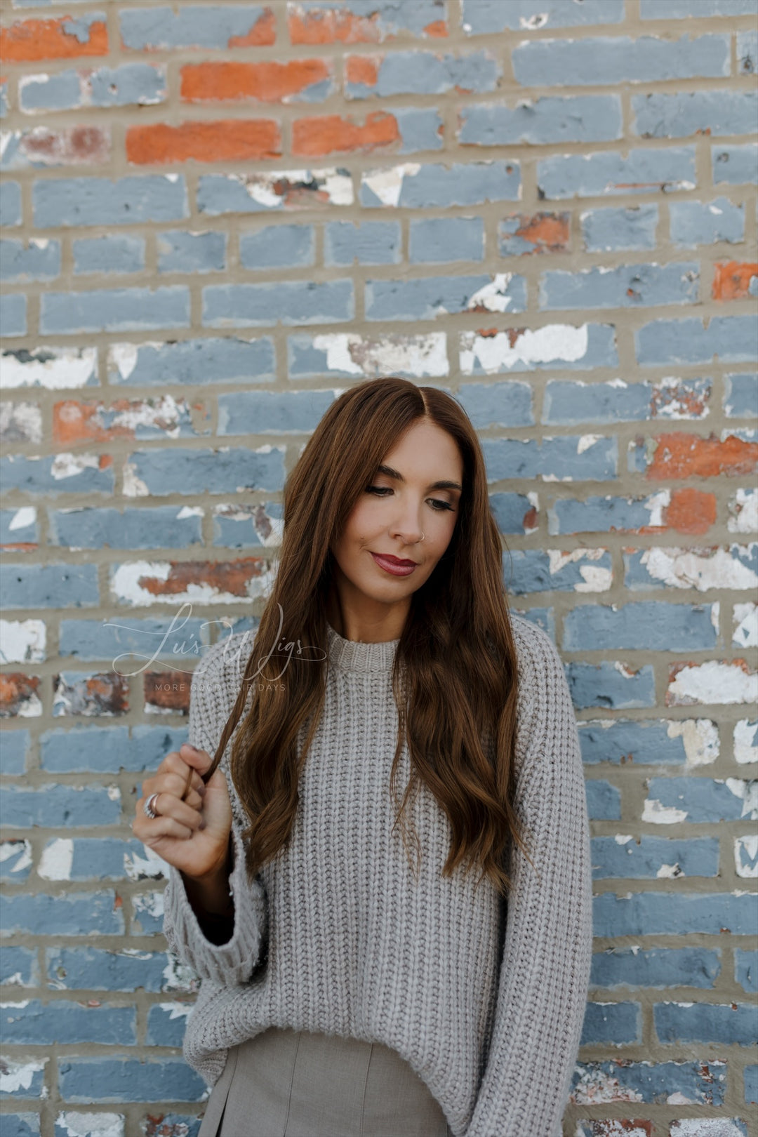 “Zoey” [M] 22” Glam Lace Top Wig