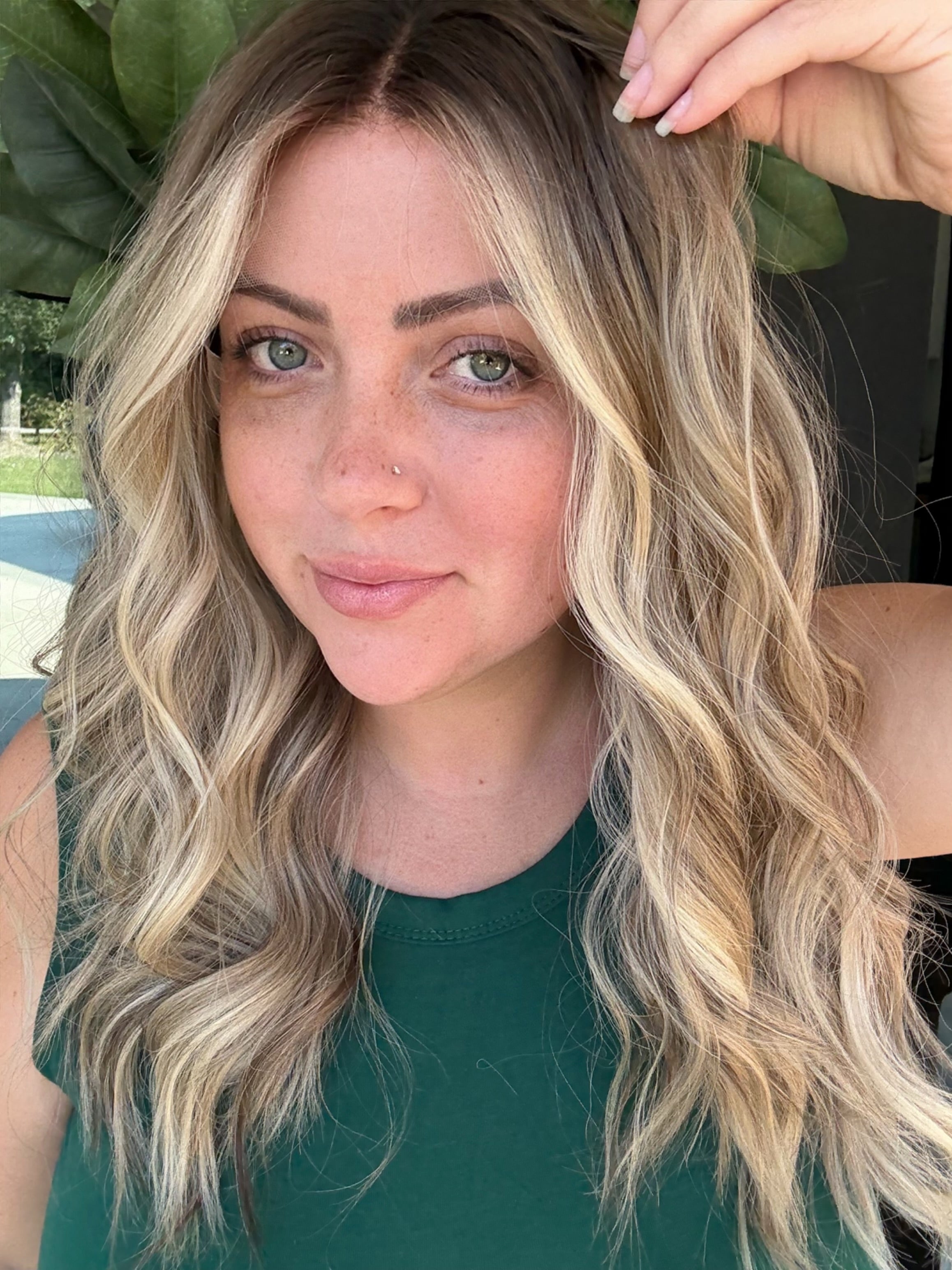 “Summer” [S] 22” Lace Top Wig