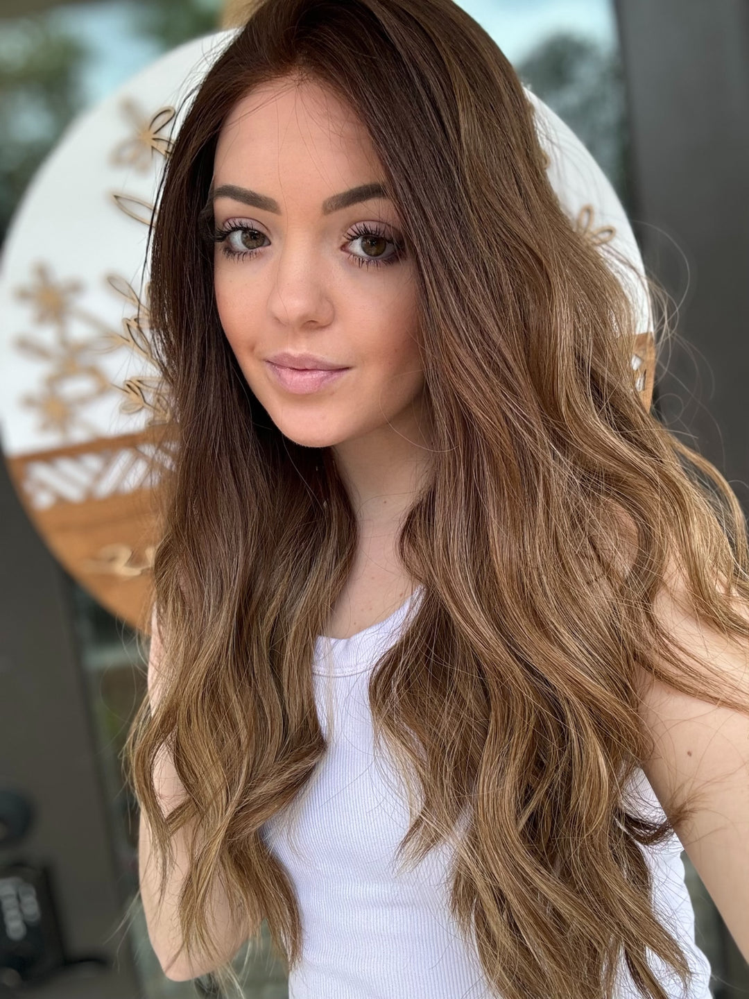 “Augusta” [M] 22” Lace Top Wig