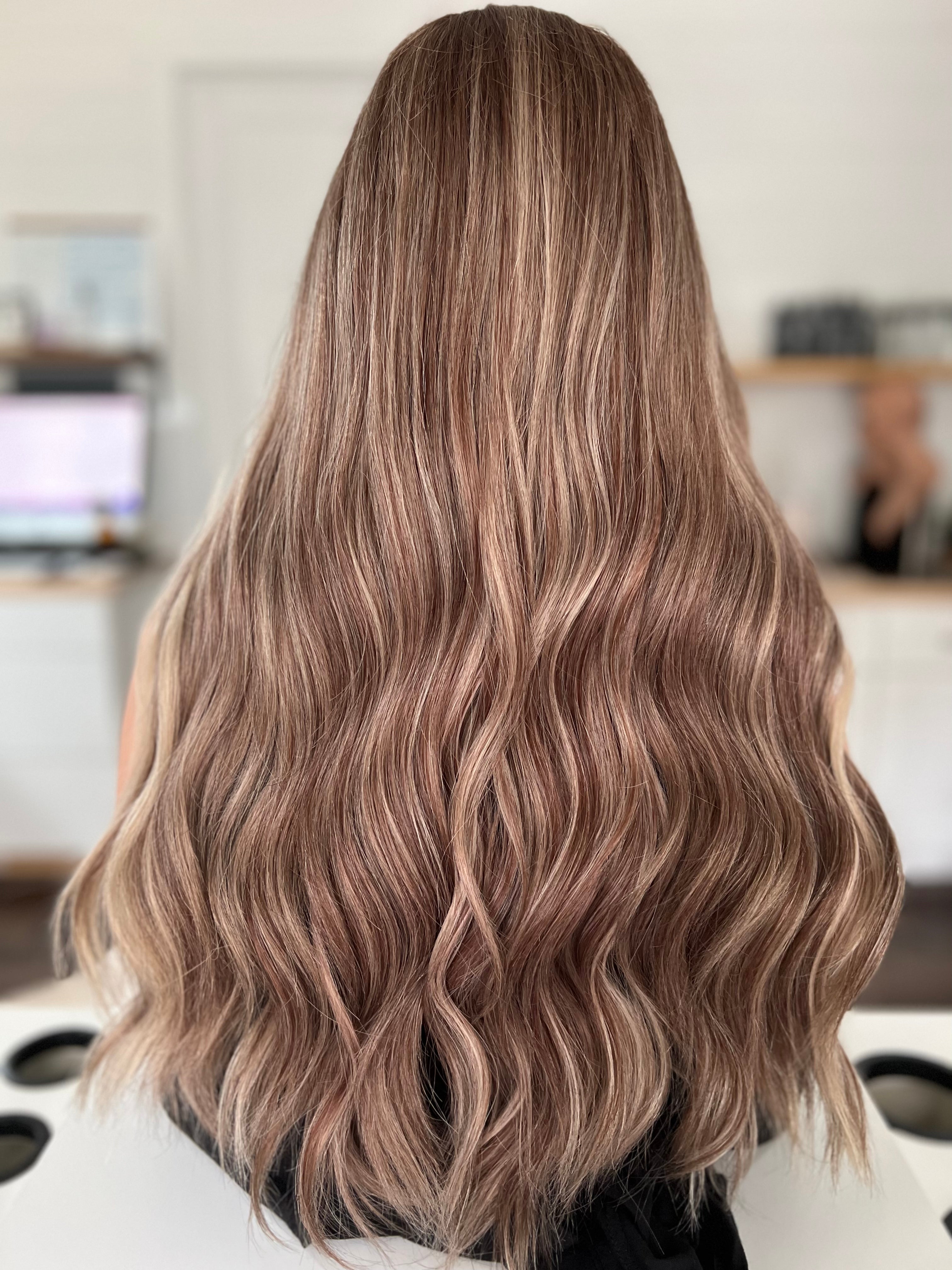 “B2297” [S] 24” Lace Top Wig With Cotton Liner