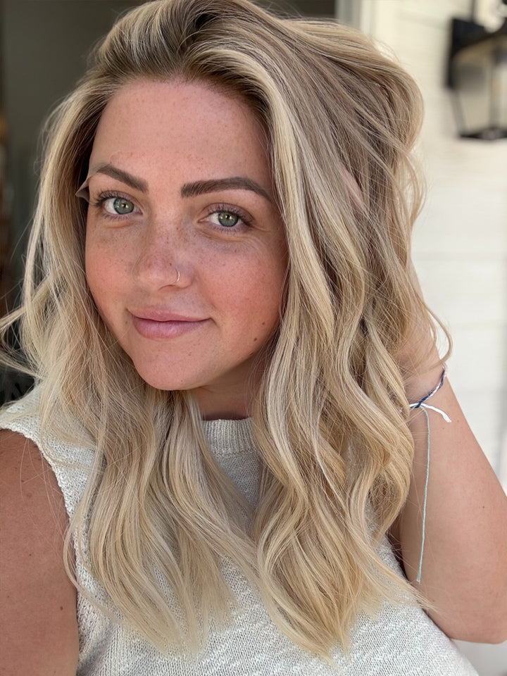 “Daisy” [S] 20” Lace Front Silk Top Wig