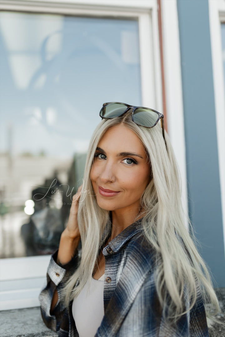 “Celeste” [M] 20” Glam Lace Top Wig