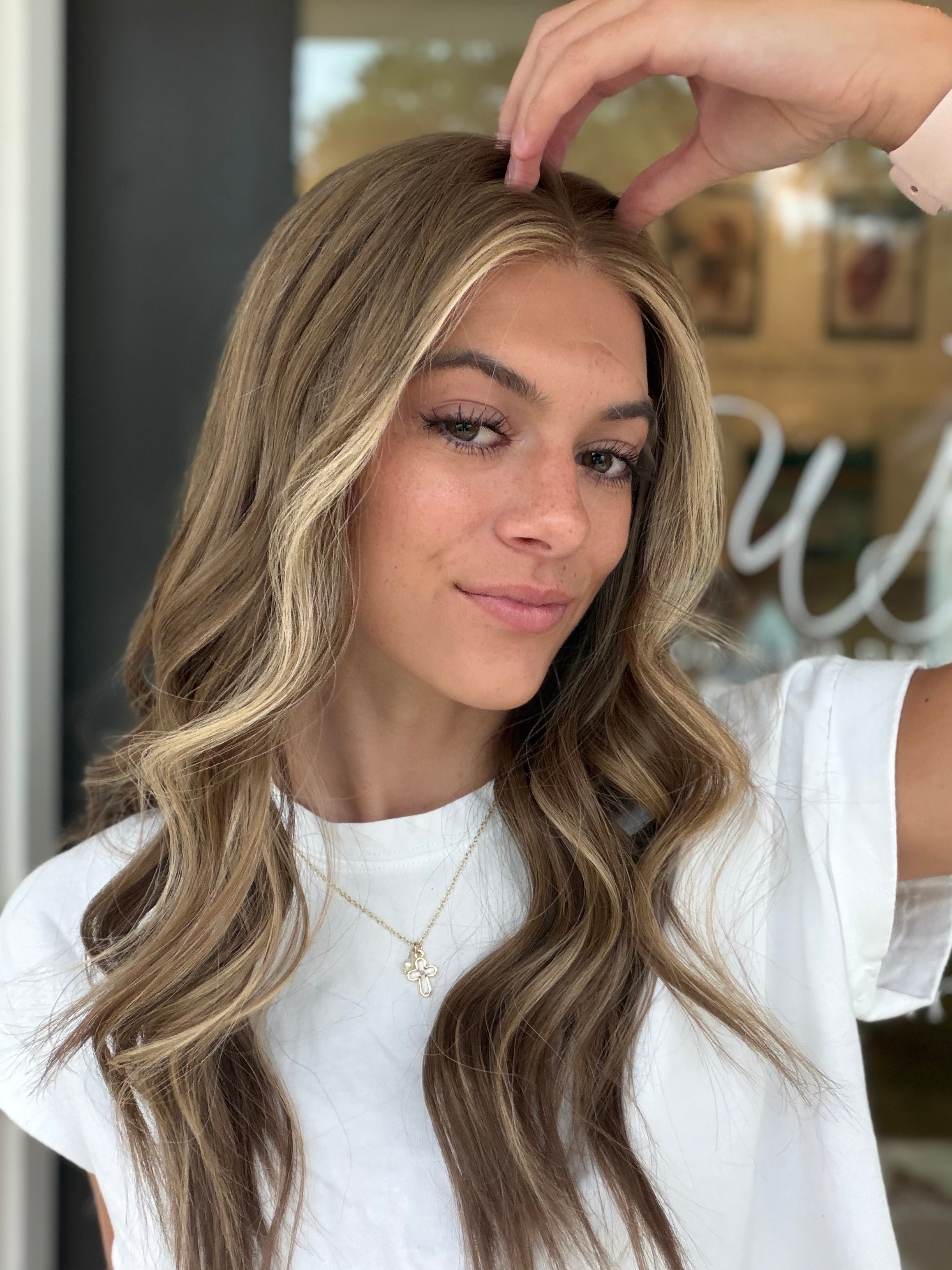 <b>Raya</b><br> <l>Signature Mongolian Collection</l> <br> 22” Lace Top Wig