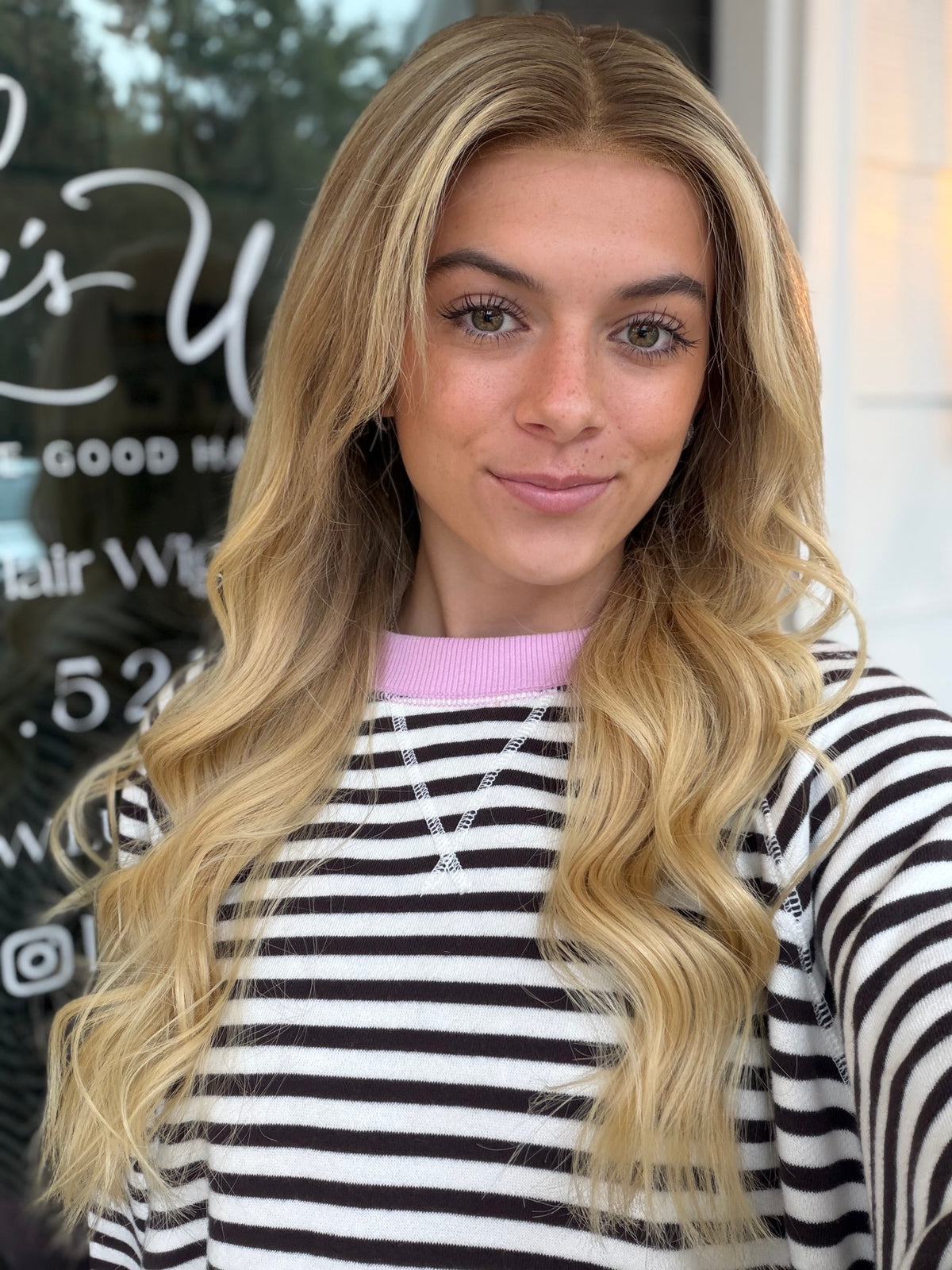 Rizzo SS-0016 (M) · 22” Lace Top Wig · Pre-Loved