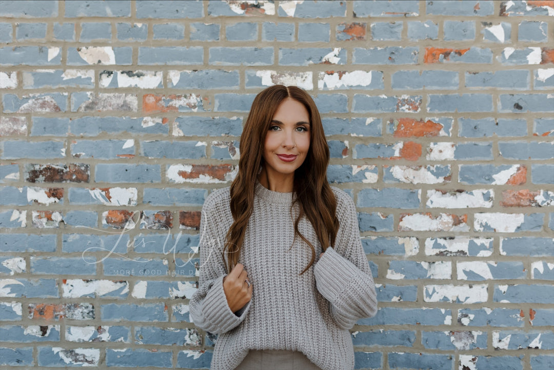 “Zoey” [M] 22” Glam Lace Top Wig