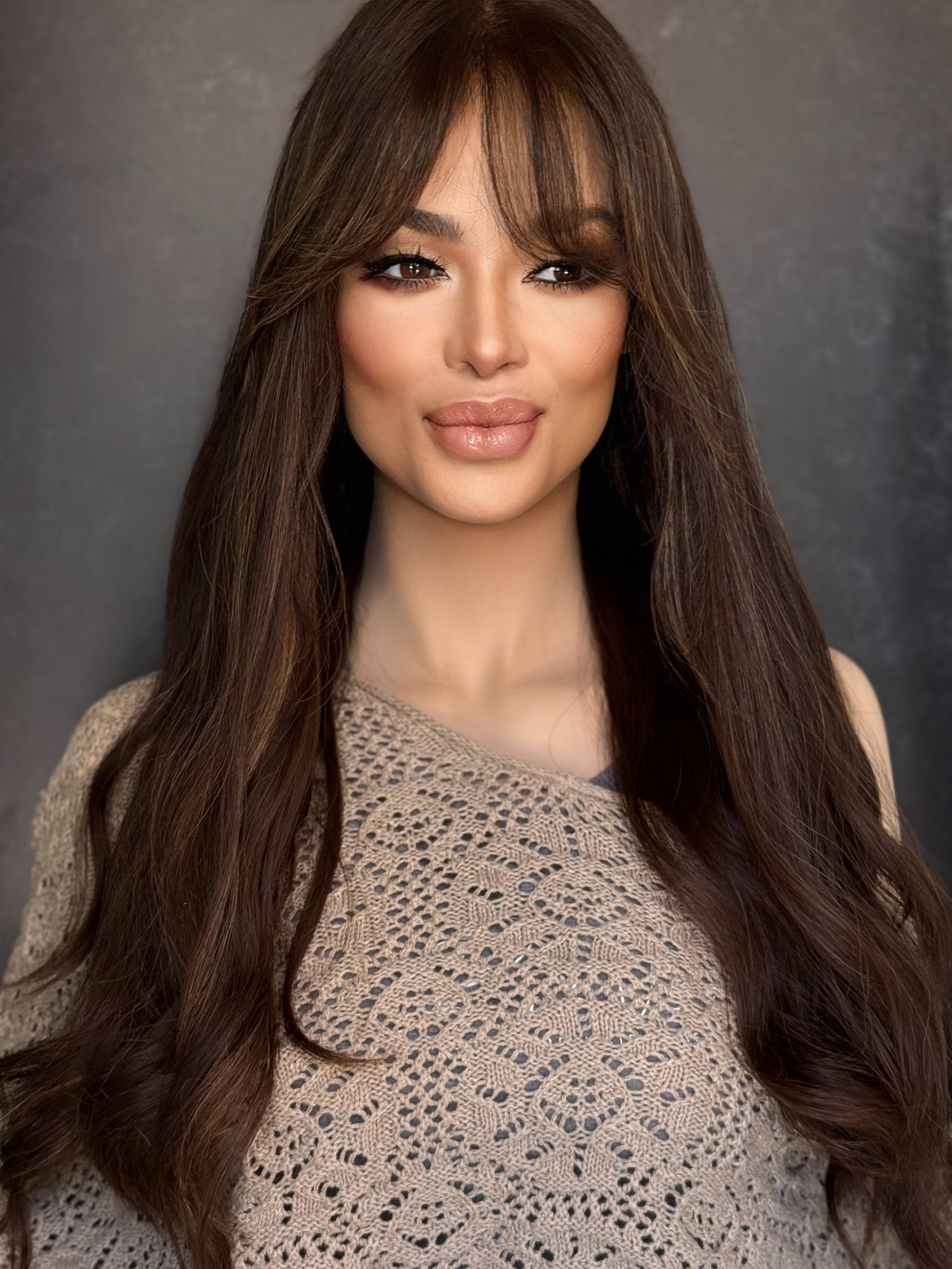 “Sharon” [M] 23” Euro lace top wig