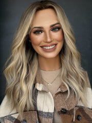 “B2827” [S] 18” Lace Top Wig
