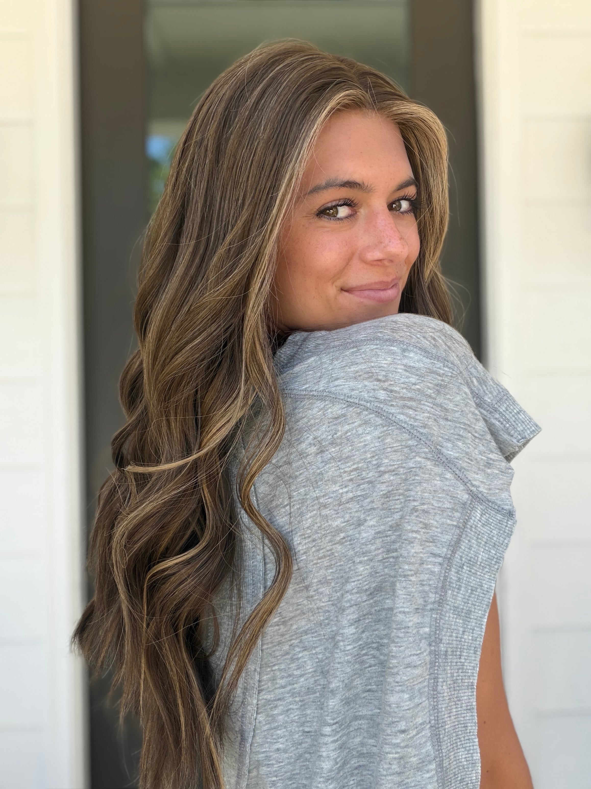 <b>Etta</b><br> <I>Signature Mongolian Collection</I> <br> 24” Lace Top Wig