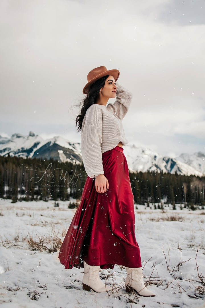 “Jordyn” 22” [M] Lace Top Wig