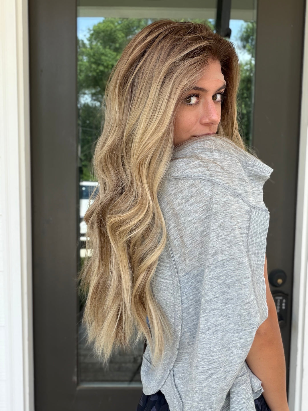 “B3009” (L) 24” Lace Top Wig