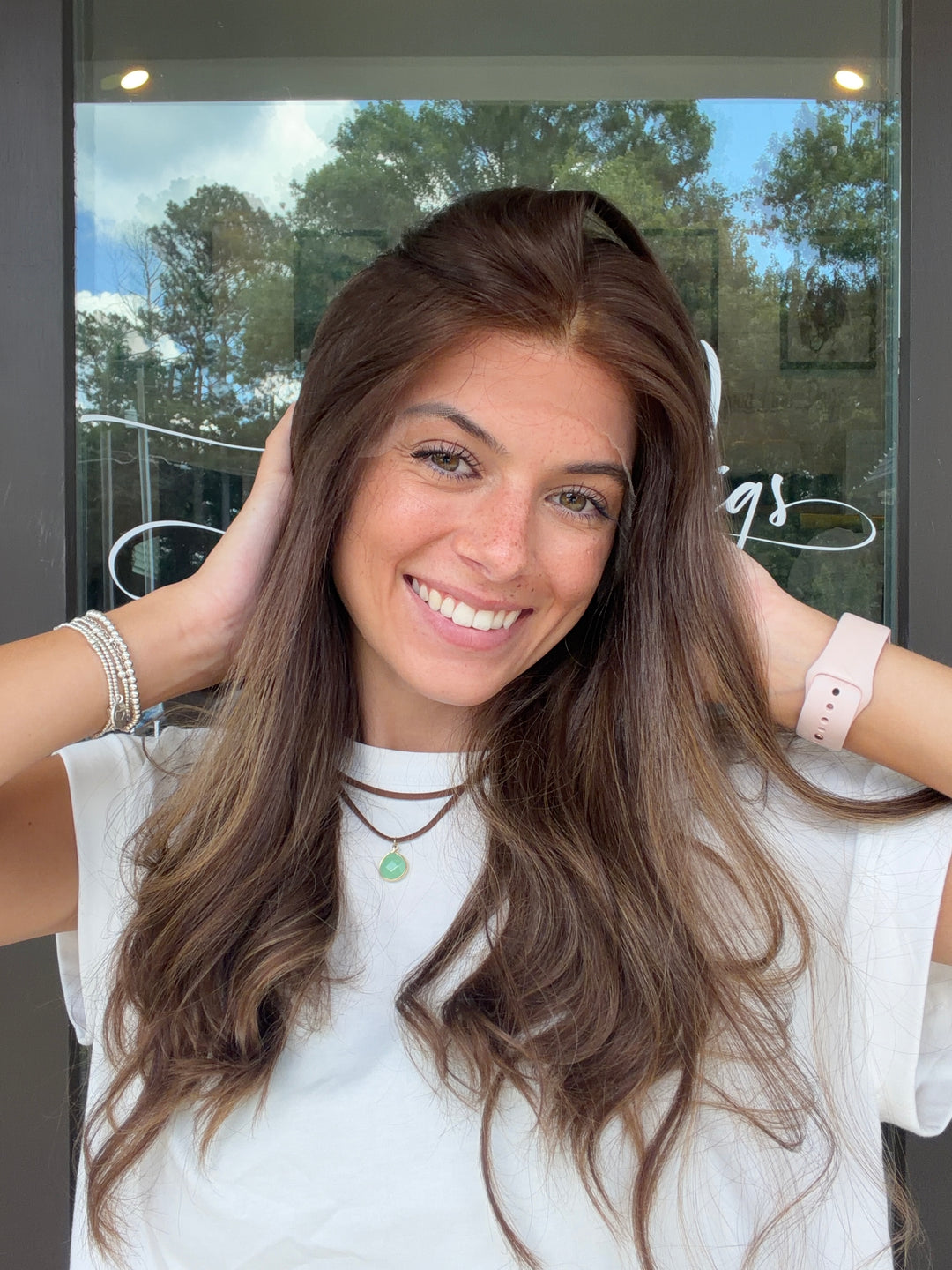 Mel 20" Euro Lace Top Wig – Medium Brown with highlights Large Cap | Lu&
