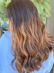“Caramel brûlée” [M] 23” Euro lace top wig